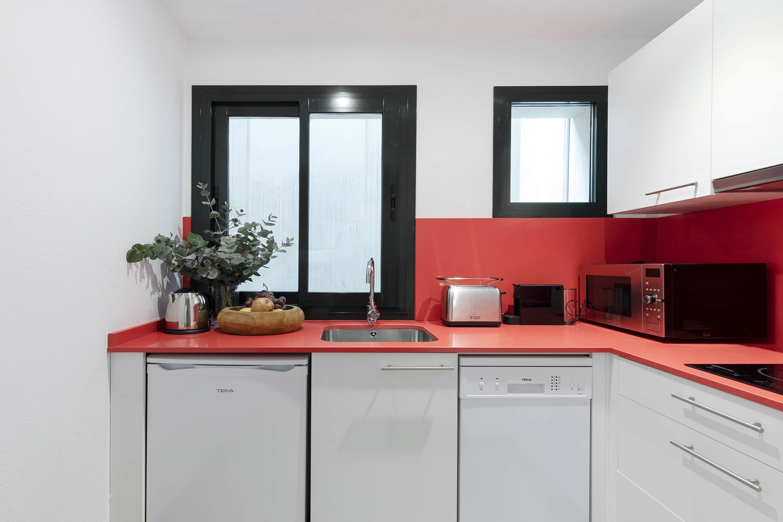 Complete keuken met inbouwapparatuur Aspa Verdi Barcelona