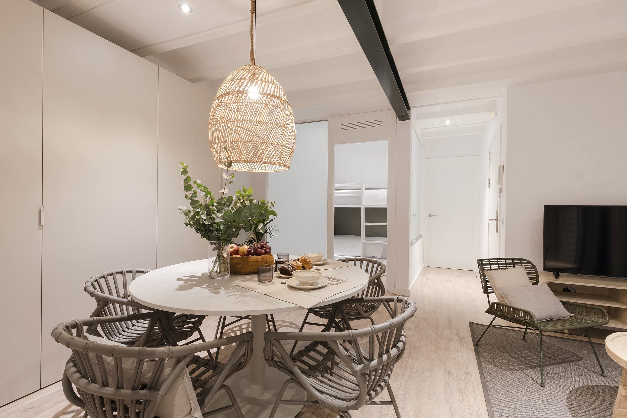 Fijne living appartement Aspa Verdi Barcelona