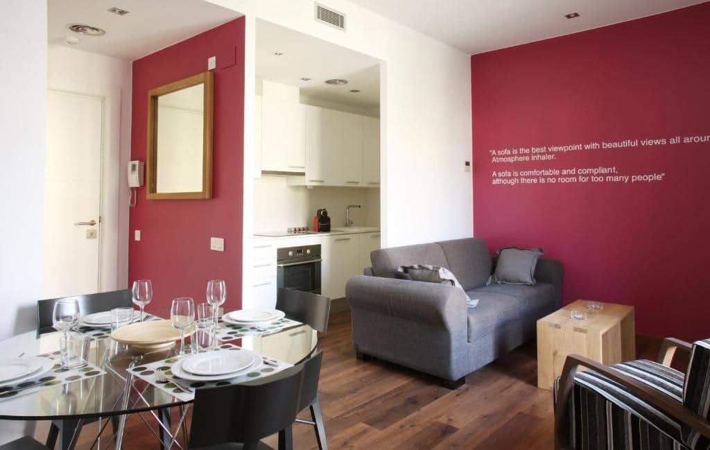 Kleurig en net ingericht appartement